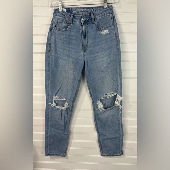 American Eagle women’s mom denim jeans. Size 0 Short - Picture 1 of 6